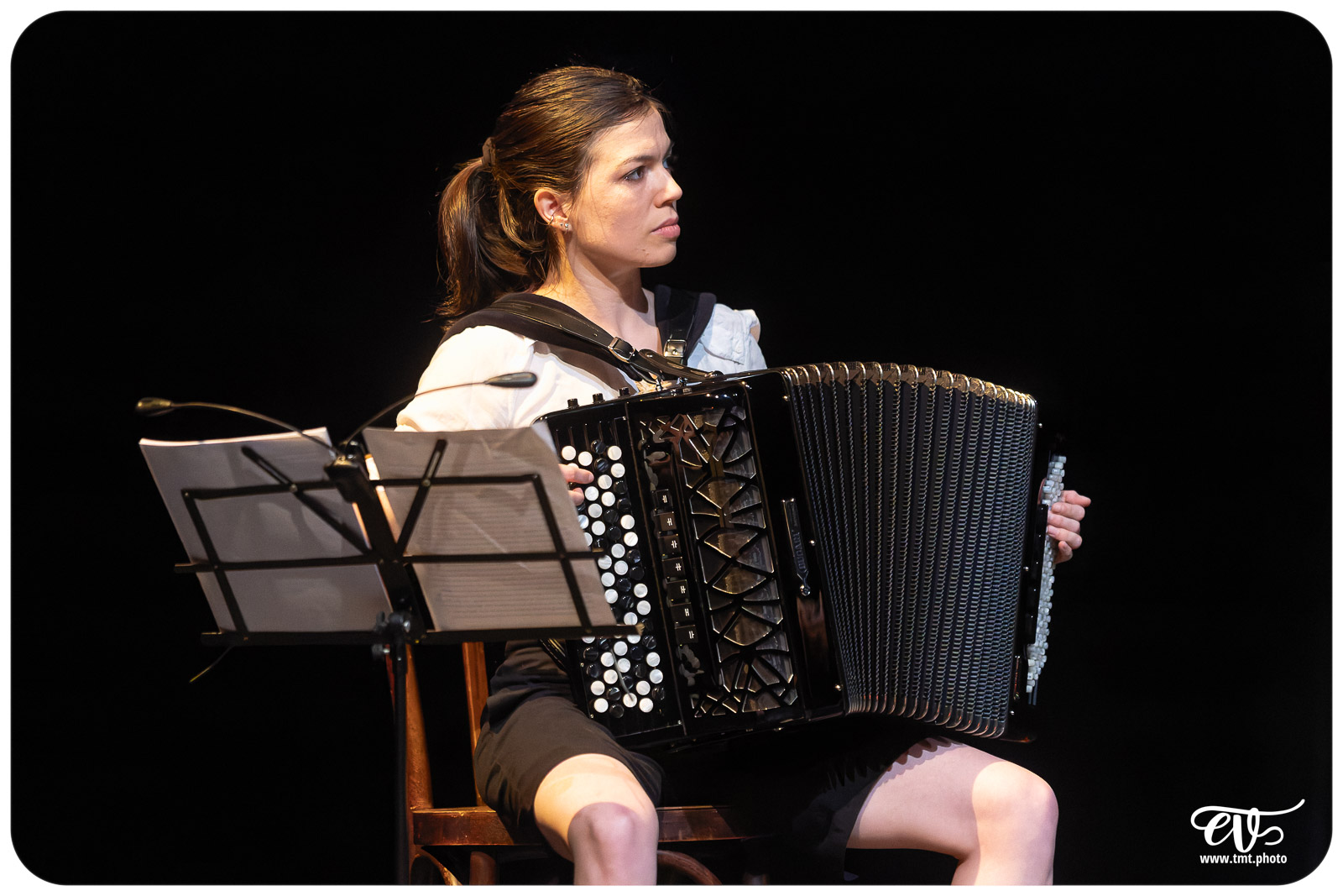 JE DANSE AVEC MILLIAT (KAREN CHATAIGNER)